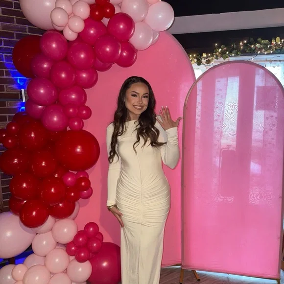 Meshki Louisa Long Sleeve Slinky Maxi - Picture 3 of 4